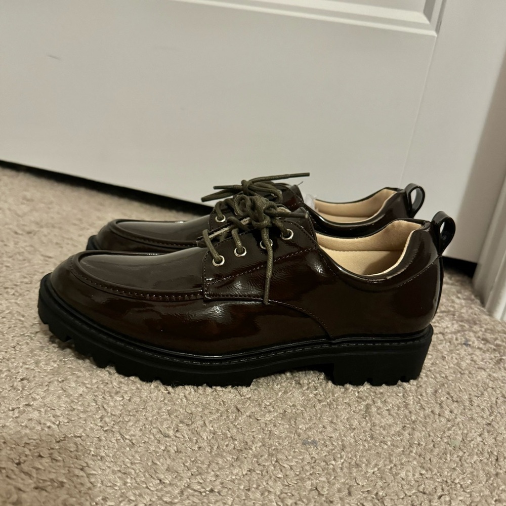 Cool Journee Collection size 6.5 WD chocolate brown lace up loafers new - Picture 2 of 6